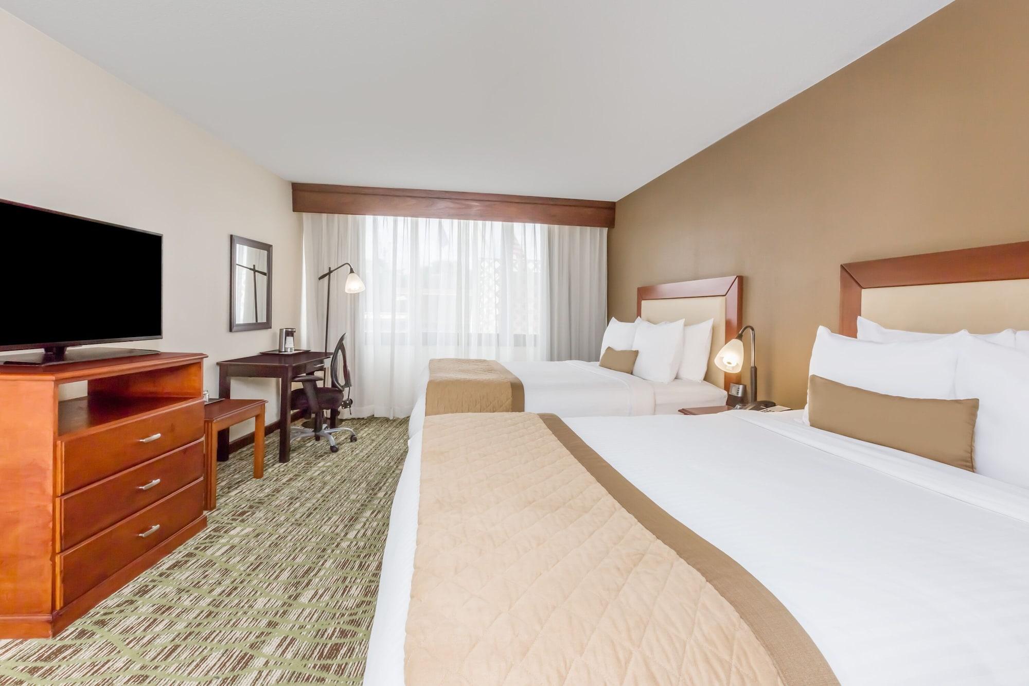 Clarion Hotel & Suites Маунт-Лорел Екстер'єр фото